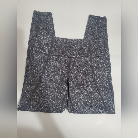 Athleta Salutation Pebble Beach Tight Legging - Picture 5 of 5